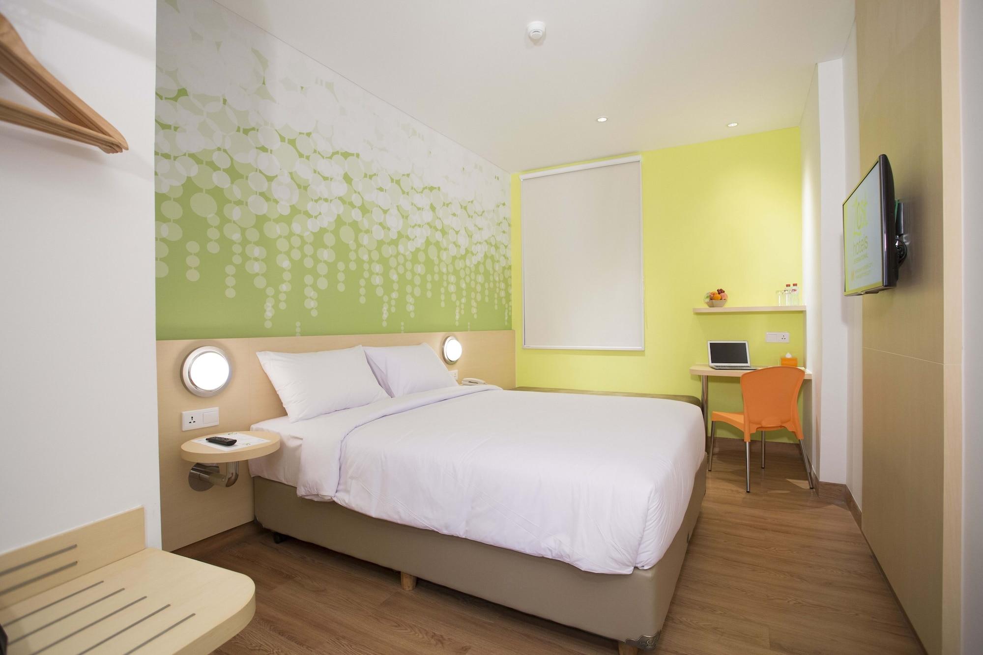 Zest Jemursari By Swiss-Belhotel International Sorabaya Extérieur photo