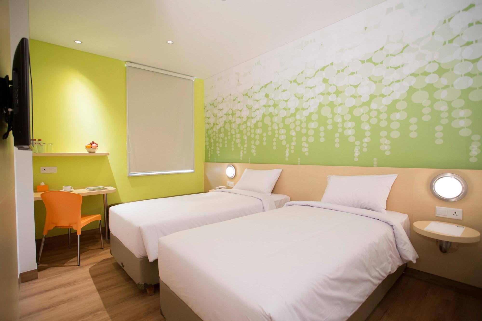 Zest Jemursari By Swiss-Belhotel International Sorabaya Extérieur photo