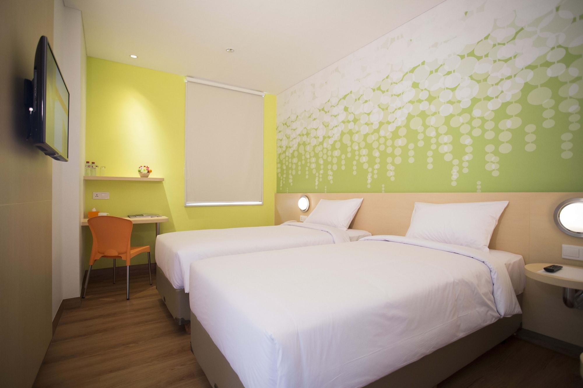 Zest Jemursari By Swiss-Belhotel International Sorabaya Extérieur photo